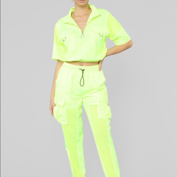 Fashion Nova Other - Neon Green Jogger Set